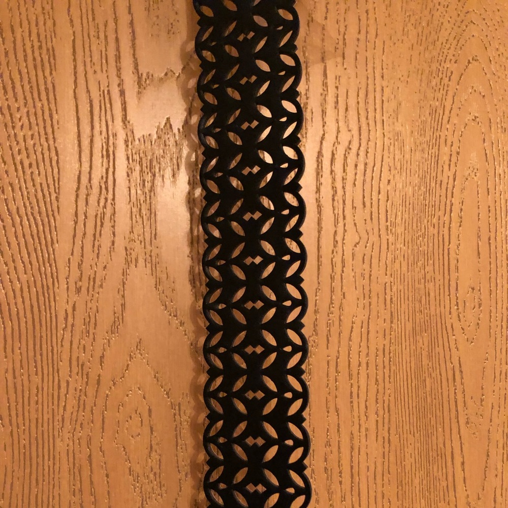 NWT BCBG Belt, Size XL - Picture 3 of 4